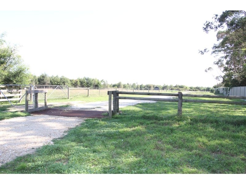 238 Falls Road, Maffra VIC 3860