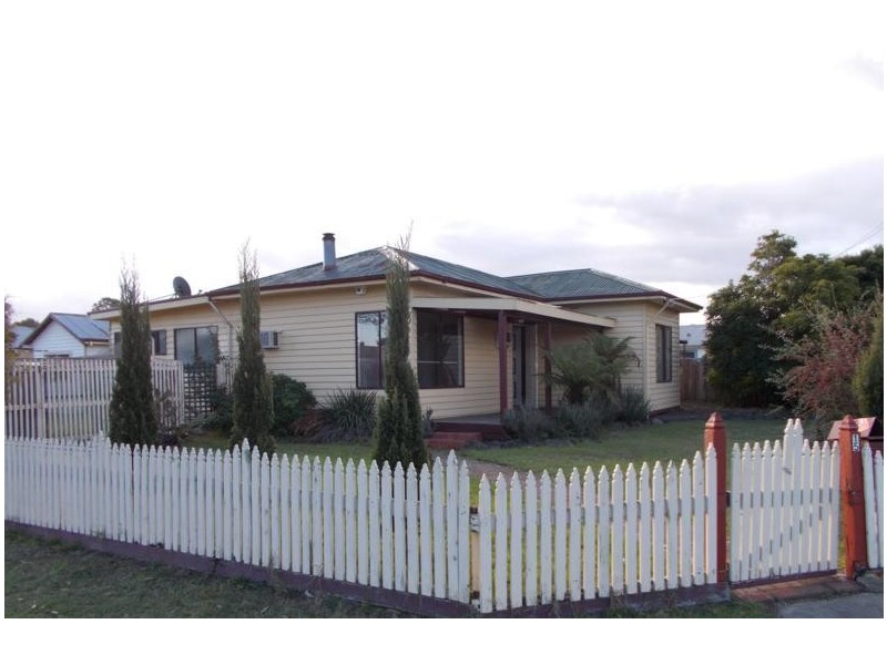 15 Anderson Street, Heyfield VIC 3858