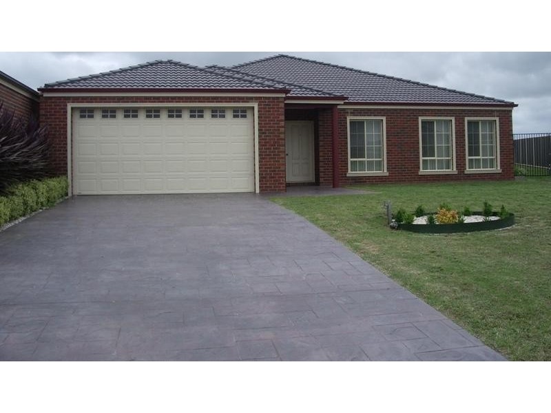 5 Maplewood Court, Maffra VIC 3860