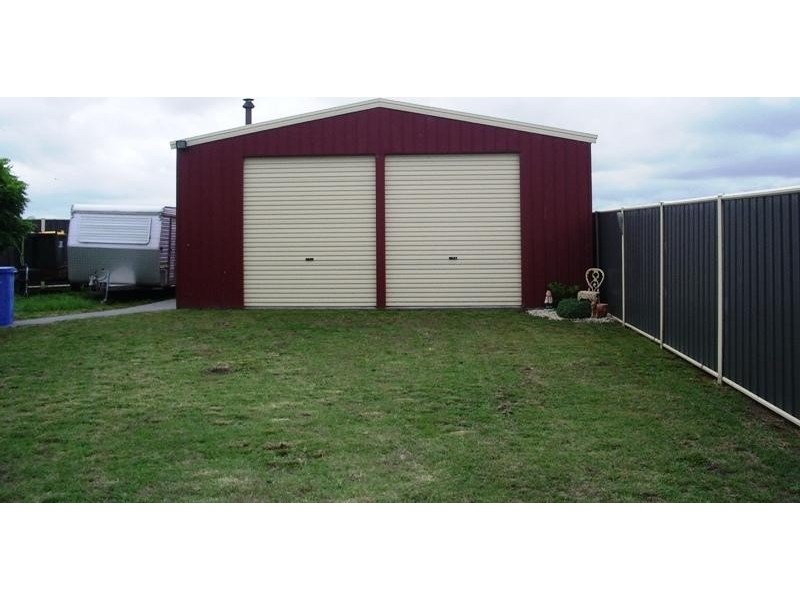 5 Maplewood Court, Maffra VIC 3860