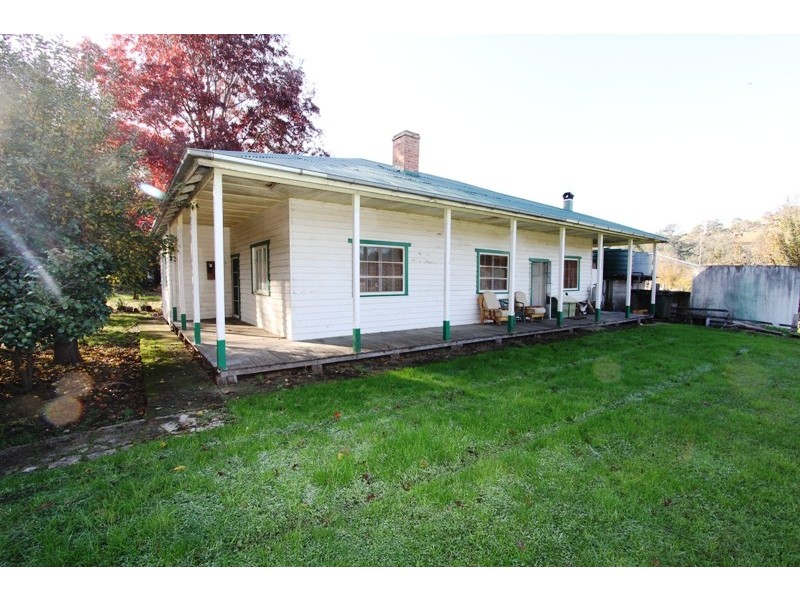 128 Lind Avenue, Dargo VIC 3862