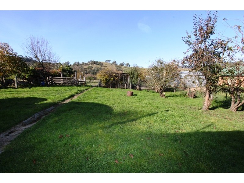 128 Lind Avenue, Dargo VIC 3862