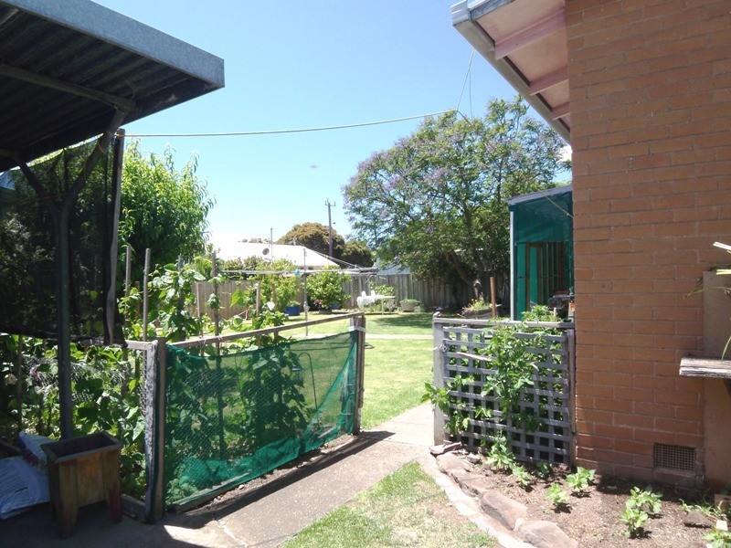 9 Bergen Crescent, Sale VIC 3850