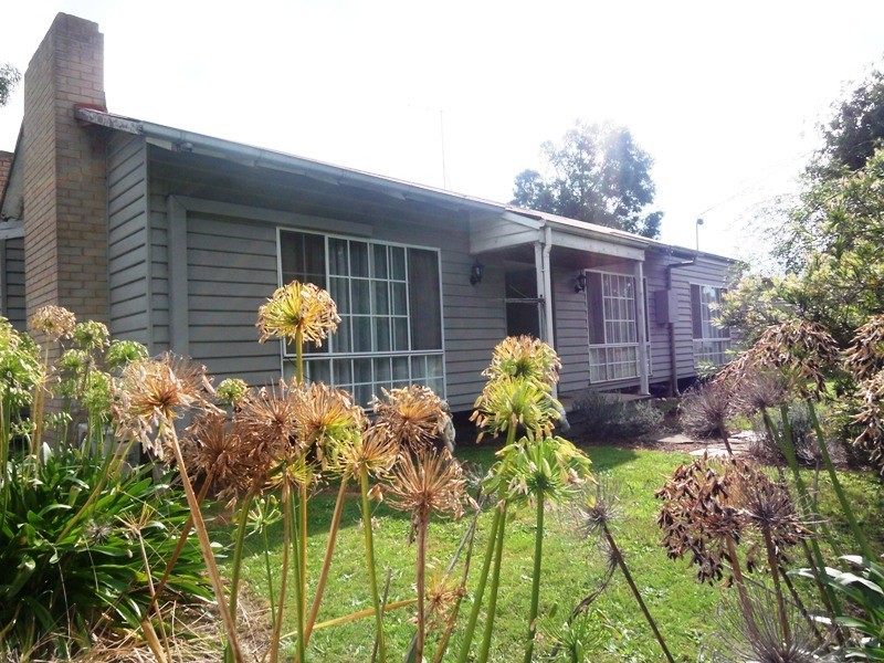 21 Weir Road, Heyfield VIC 3858