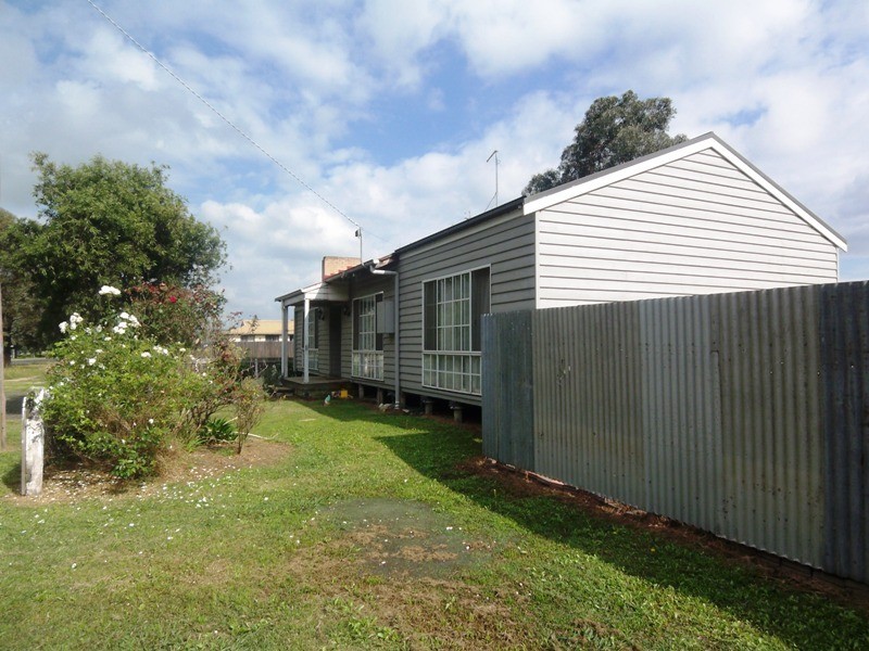 21 Weir Road, Heyfield VIC 3858