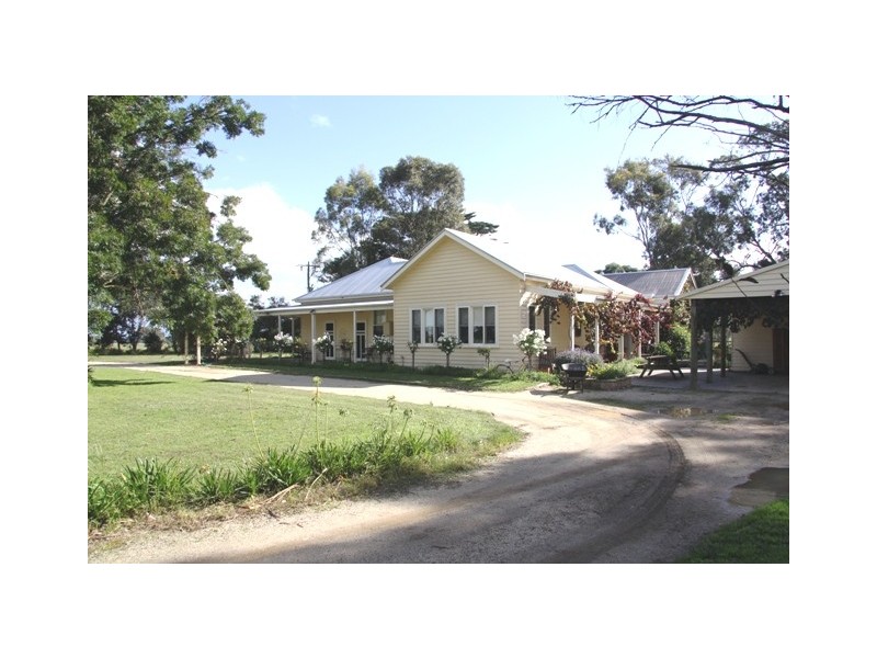 598 Riverview Road, Heyfield VIC 3858