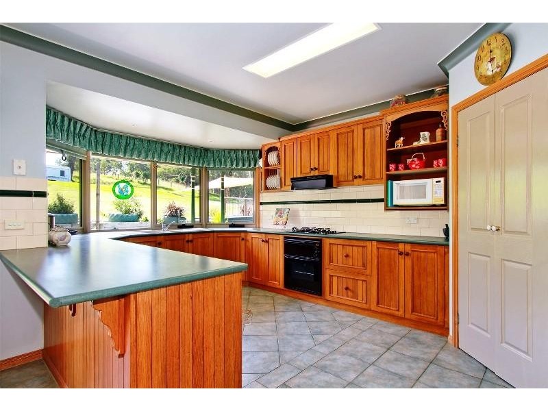 42 Racecourse Road, Heyfield VIC 3858