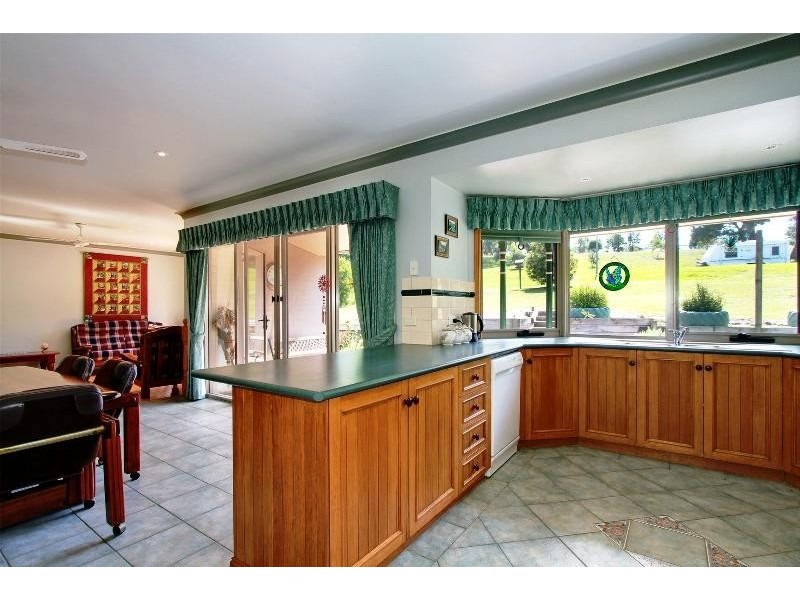 42 Racecourse Road, Heyfield VIC 3858