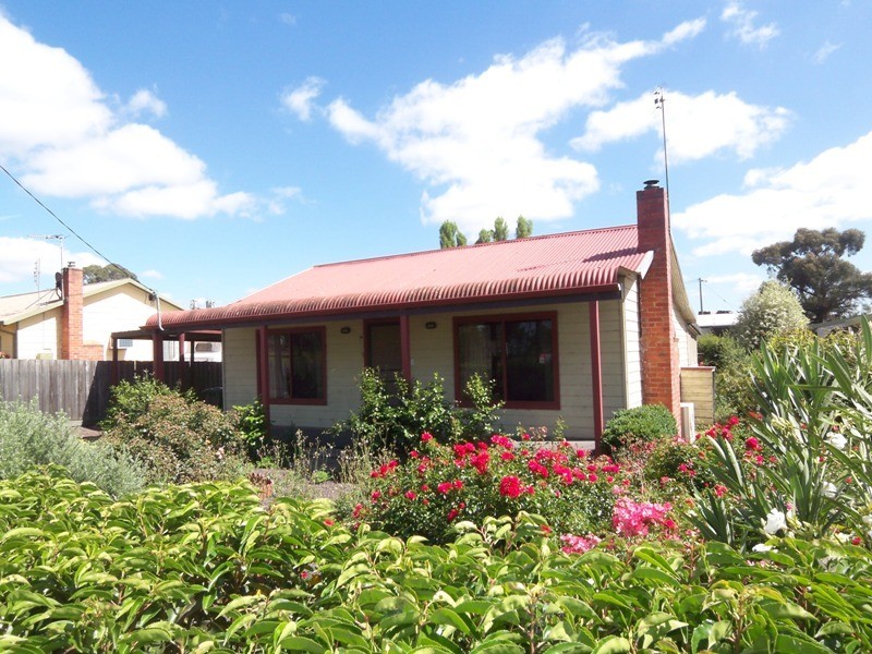 57 Maffra Road, Heyfield VIC 3858