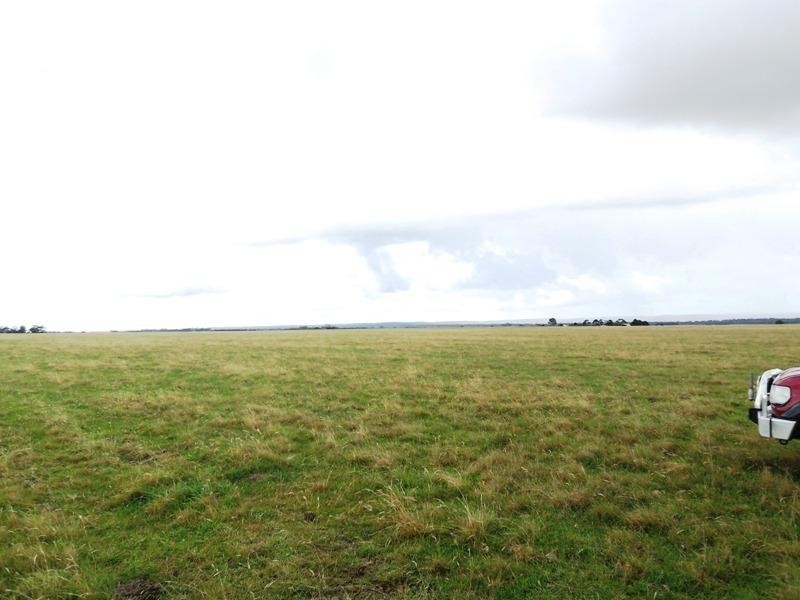 - Hopkins Road, Fulham VIC 3851