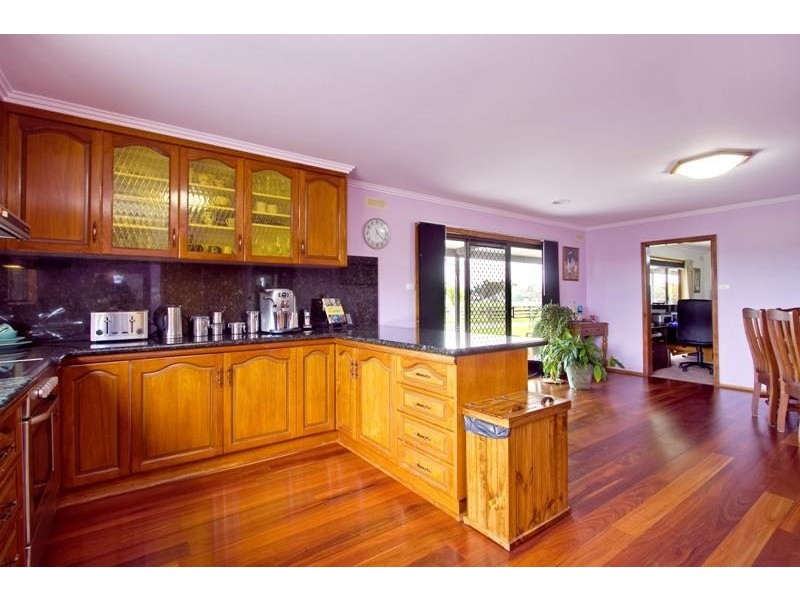 62 Maffra-Sale Road, Maffra VIC 3860