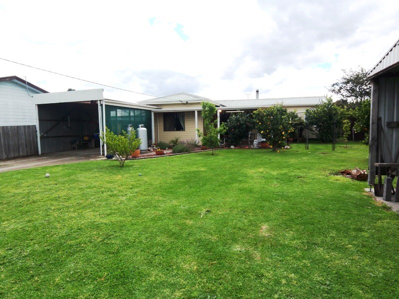 37 Mills Street, Heyfield VIC 3858