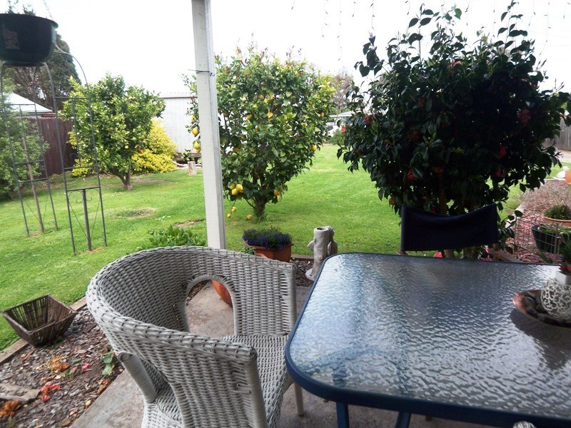 37 Mills Street, Heyfield VIC 3858