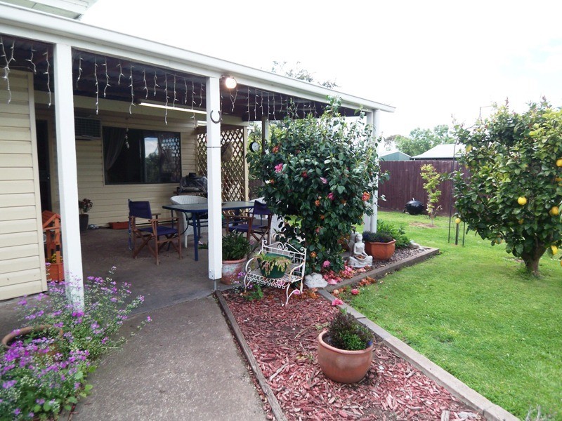 37 Mills Street, Heyfield VIC 3858