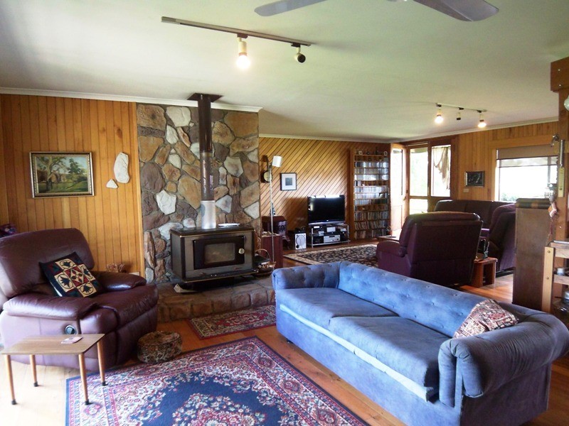 1137 Heyfield/Seaton Road, Seaton VIC 3858