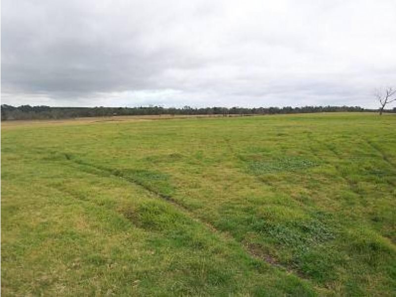 67 Carrs Creek Road, Longford VIC 3851