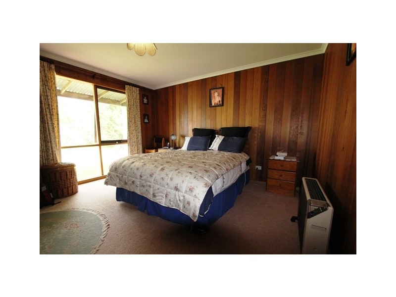 160 Boards Road, Seaspray VIC 3851