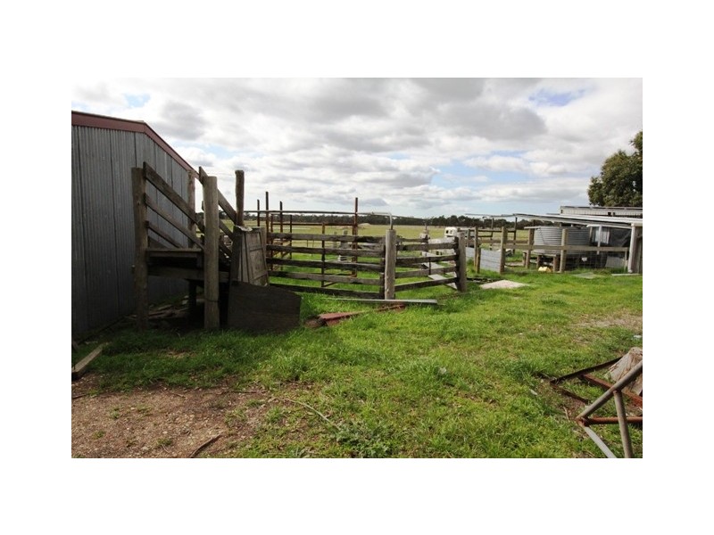 160 Boards Road, Seaspray VIC 3851