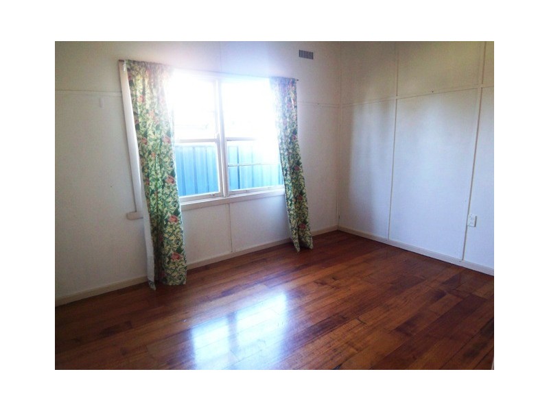 26 Mills Street, Heyfield VIC 3858