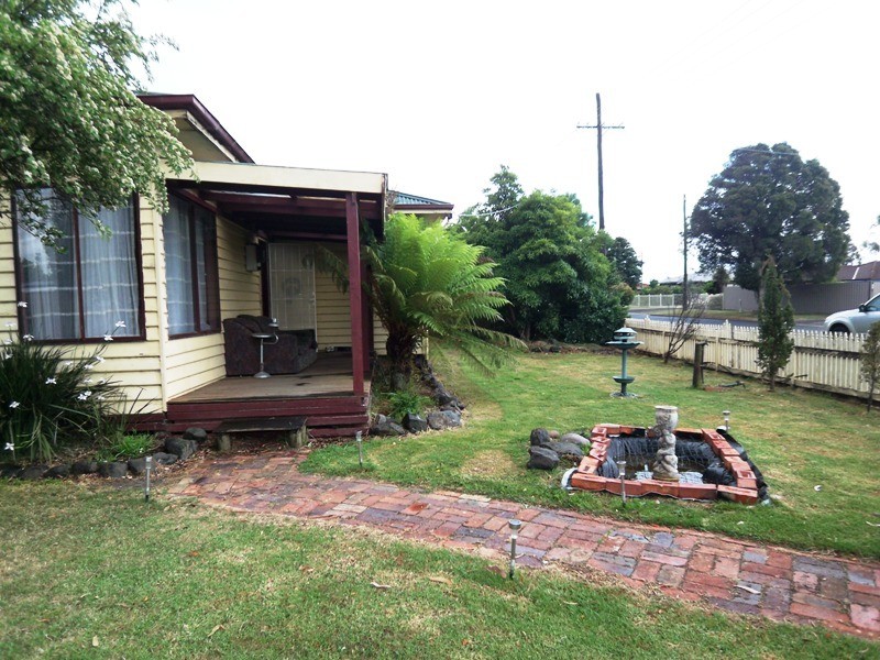 15 Anderson Street, Heyfield VIC 3858