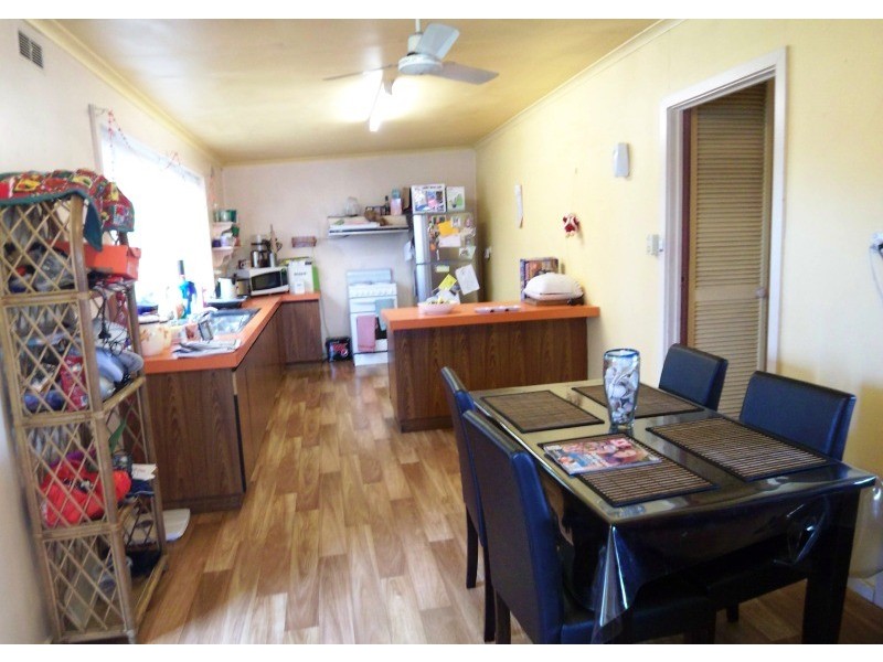 15 Anderson Street, Heyfield VIC 3858