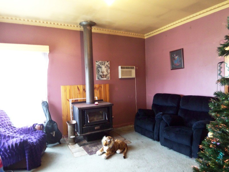 15 Anderson Street, Heyfield VIC 3858