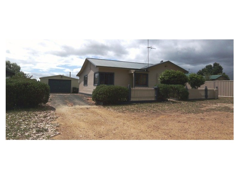 80 Weir Road, Heyfield VIC 3858