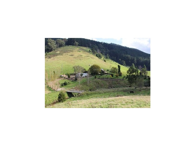 1321 Albert River Road, Hiawatha VIC 3971