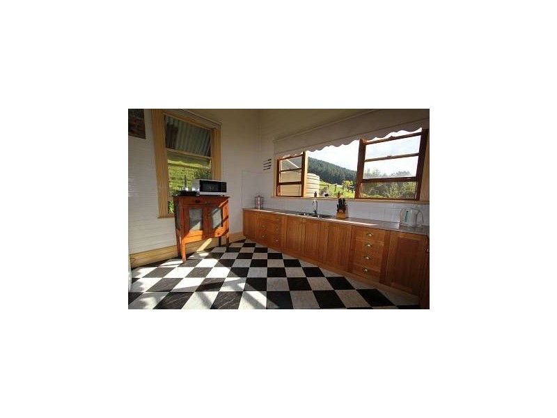 1321 Albert River Road, Hiawatha VIC 3971