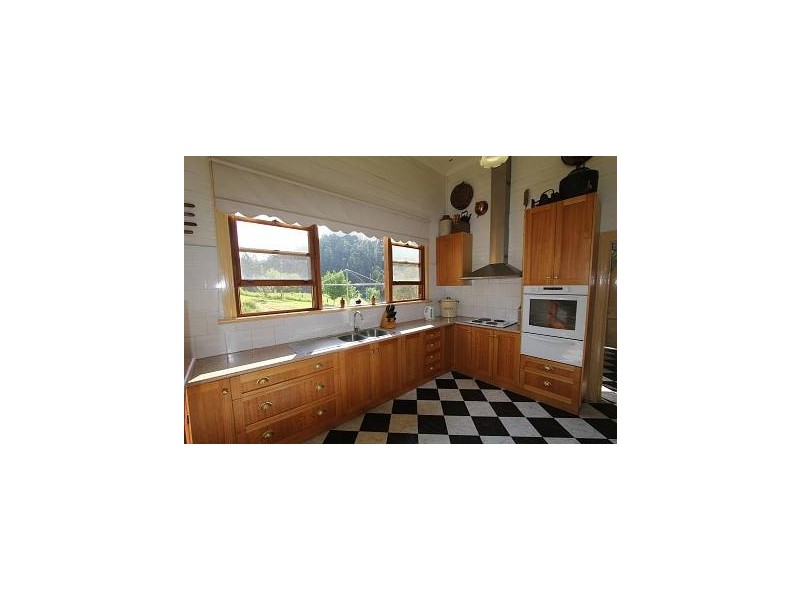 1321 Albert River Road, Hiawatha VIC 3971