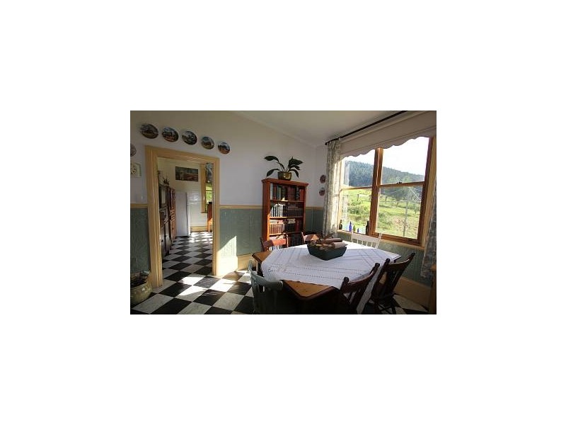 1321 Albert River Road, Hiawatha VIC 3971