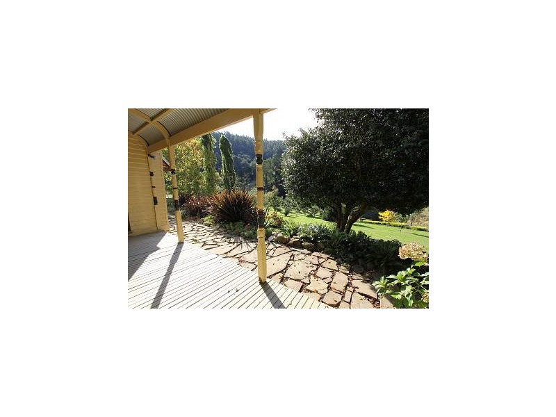 1321 Albert River Road, Hiawatha VIC 3971