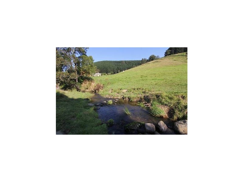 1321 Albert River Road, Hiawatha VIC 3971