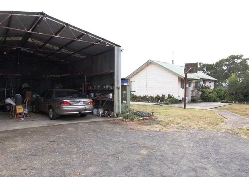 195 Nambrok Hall Road, Nambrok VIC 3847