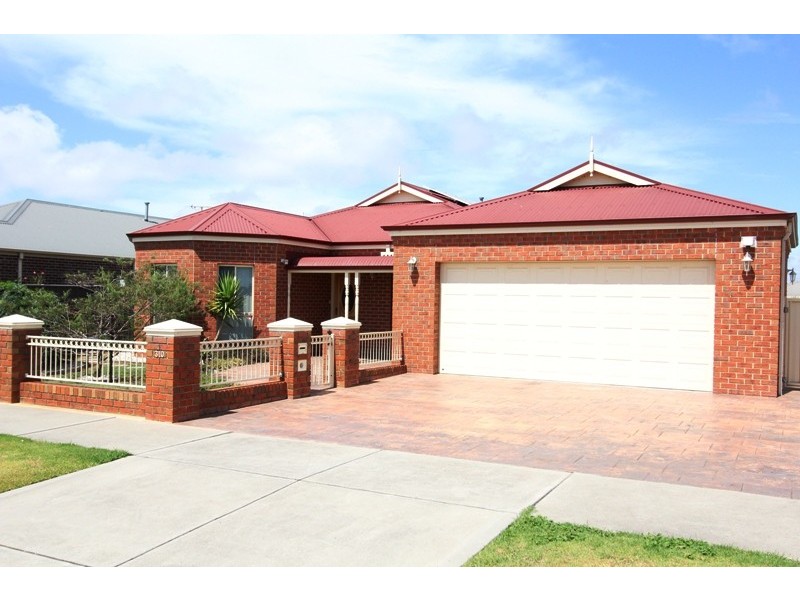 310 Dawson Street, Sale VIC 3850