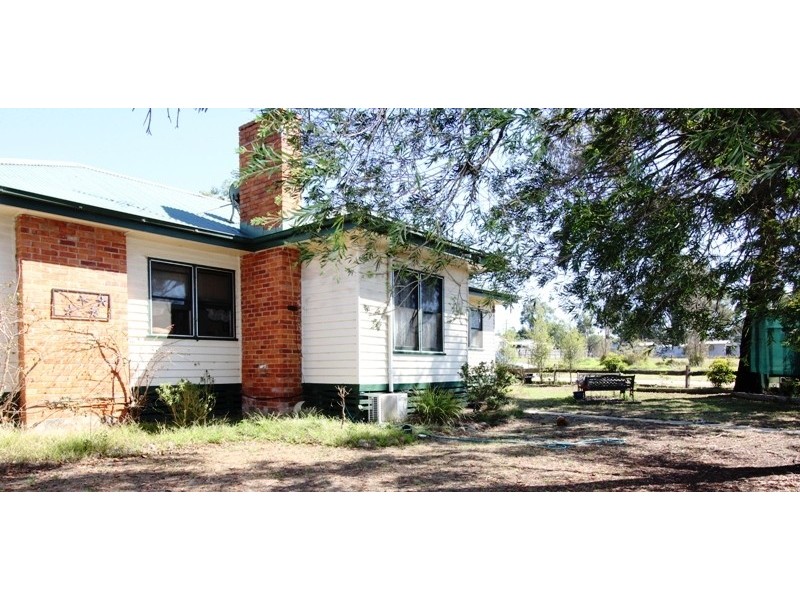 1 Nambrok Avenue, Heyfield VIC 3858