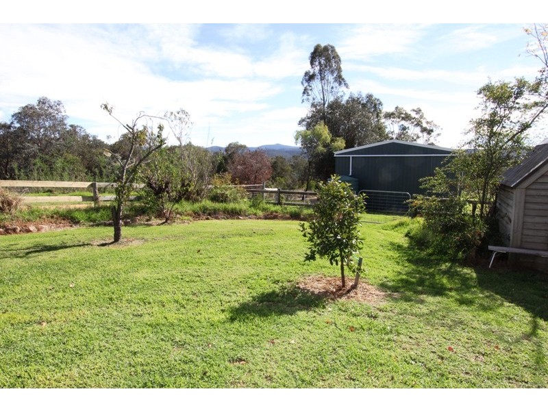 15 McDonald Road, Valencia Creek VIC 3860