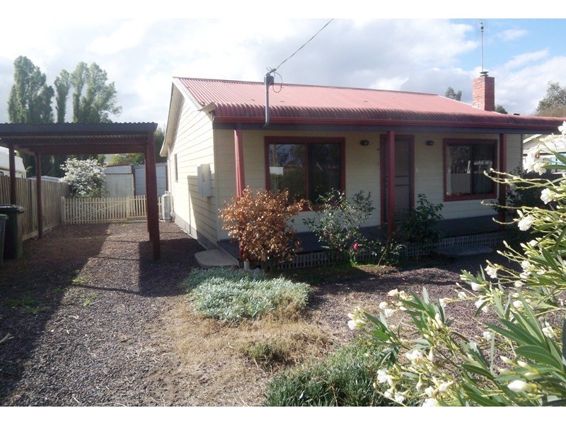 57 Maffra Road, Heyfield VIC 3858