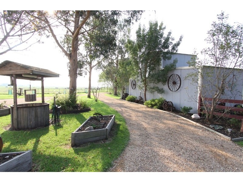 76 Mawleys Road, Cobains VIC 3851