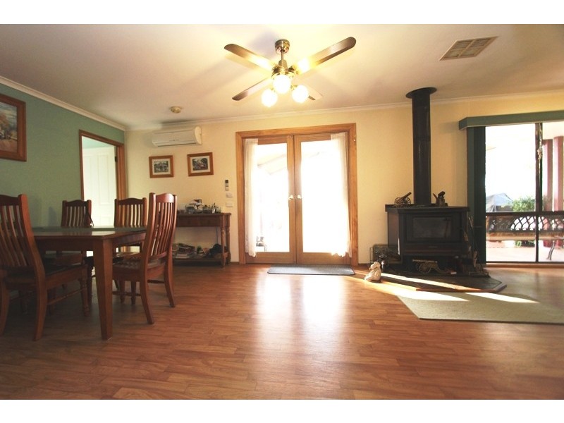 76 Mawleys Road, Cobains VIC 3851