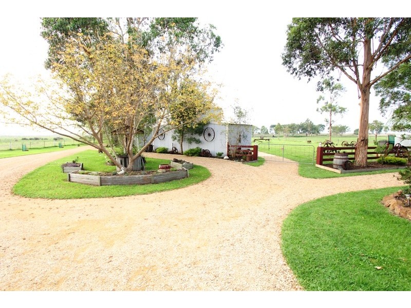 76 Mawleys Road, Cobains VIC 3851