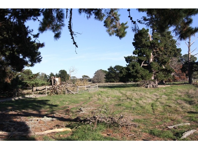 Cnr Owens Lane and Giffard Road, Giffard VIC 3850