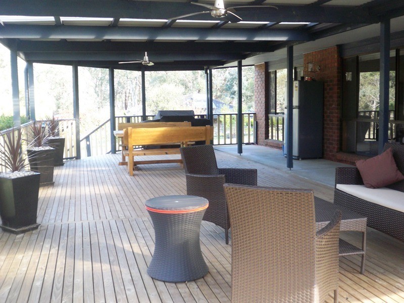 18 Nerrigundah Drive, Glenmaggie VIC 3858