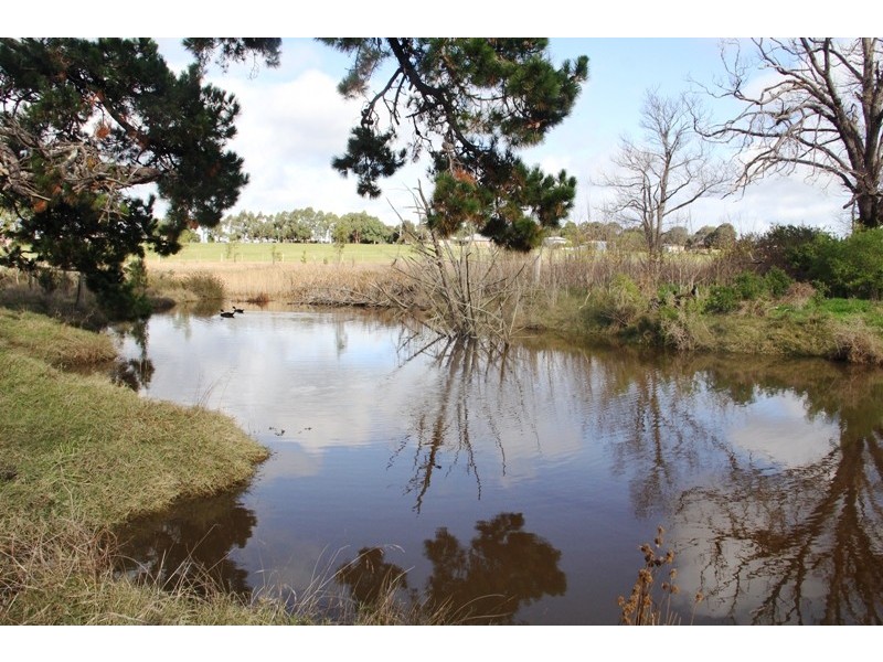 18 Friends Road, Rosedale VIC 3847