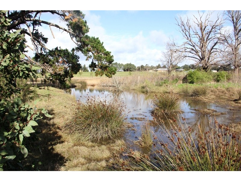 18 Friends Road, Rosedale VIC 3847