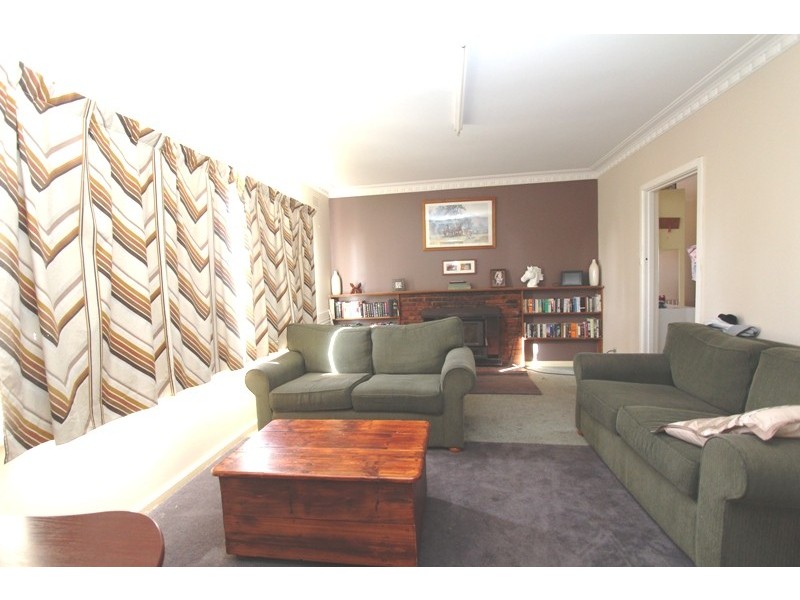 18 Friends Road, Rosedale VIC 3847