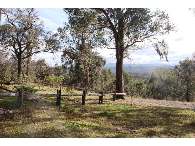 368 Back Wombat Road, Valencia Creek VIC 3860