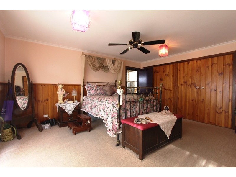 368 Back Wombat Road, Valencia Creek VIC 3860