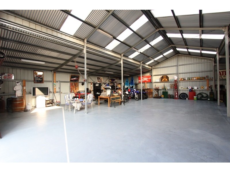 76 Mawleys Road, Cobains VIC 3851