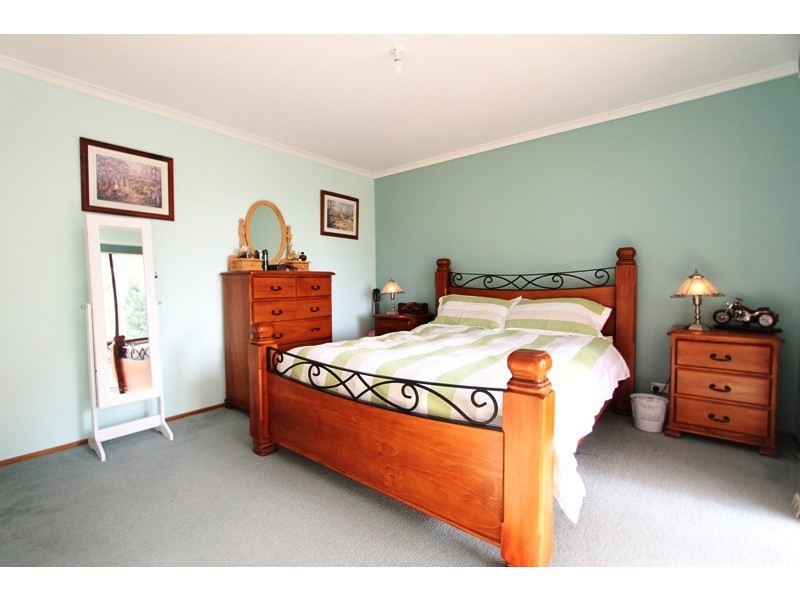 76 Mawleys Road, Cobains VIC 3851